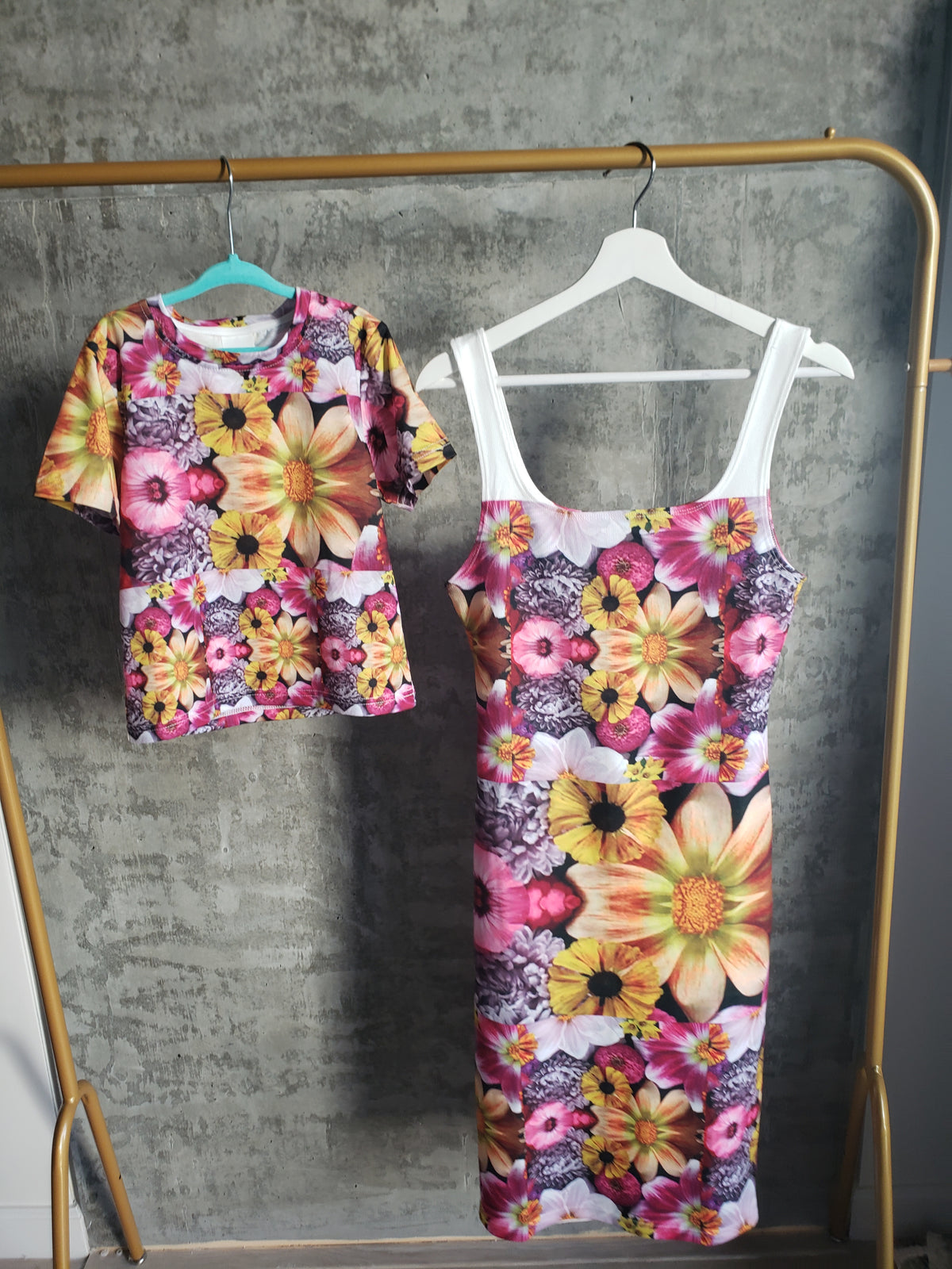 "BLoom ii" MINI ME TEE