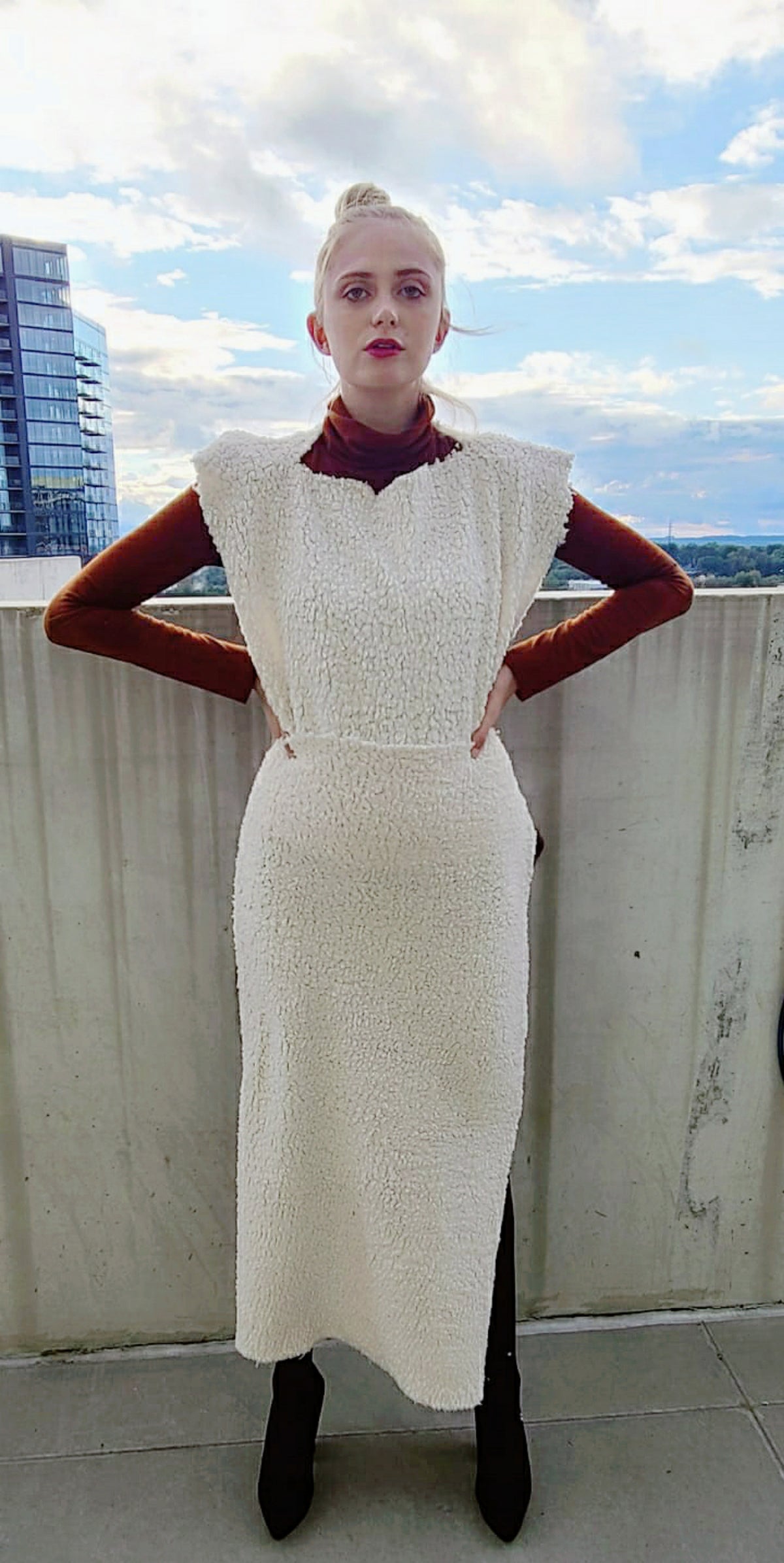HER BOUCLE' CLOUD SKIRT